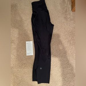 Lululemon Base Pace HR Crop 23” size 4